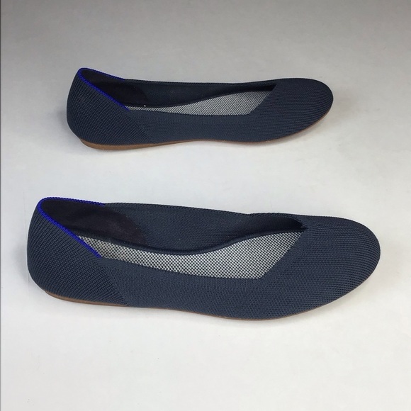 Rothy's The Flat in Navy Size 8. - Picture 6 of 10